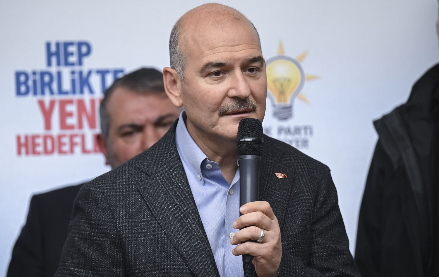 وەزیری ناوخۆی تورکیا: بەهۆی بوومەلەرزەکەی مەڕەش 50 هەزار و 500 کەس گیانیان لەدەستداوە