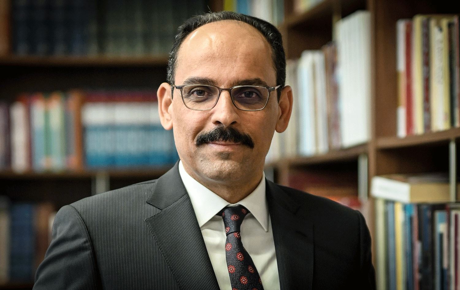 Îbrahîm Kalin gefa operasyonê li Rojavayê Kurdistanê xwar