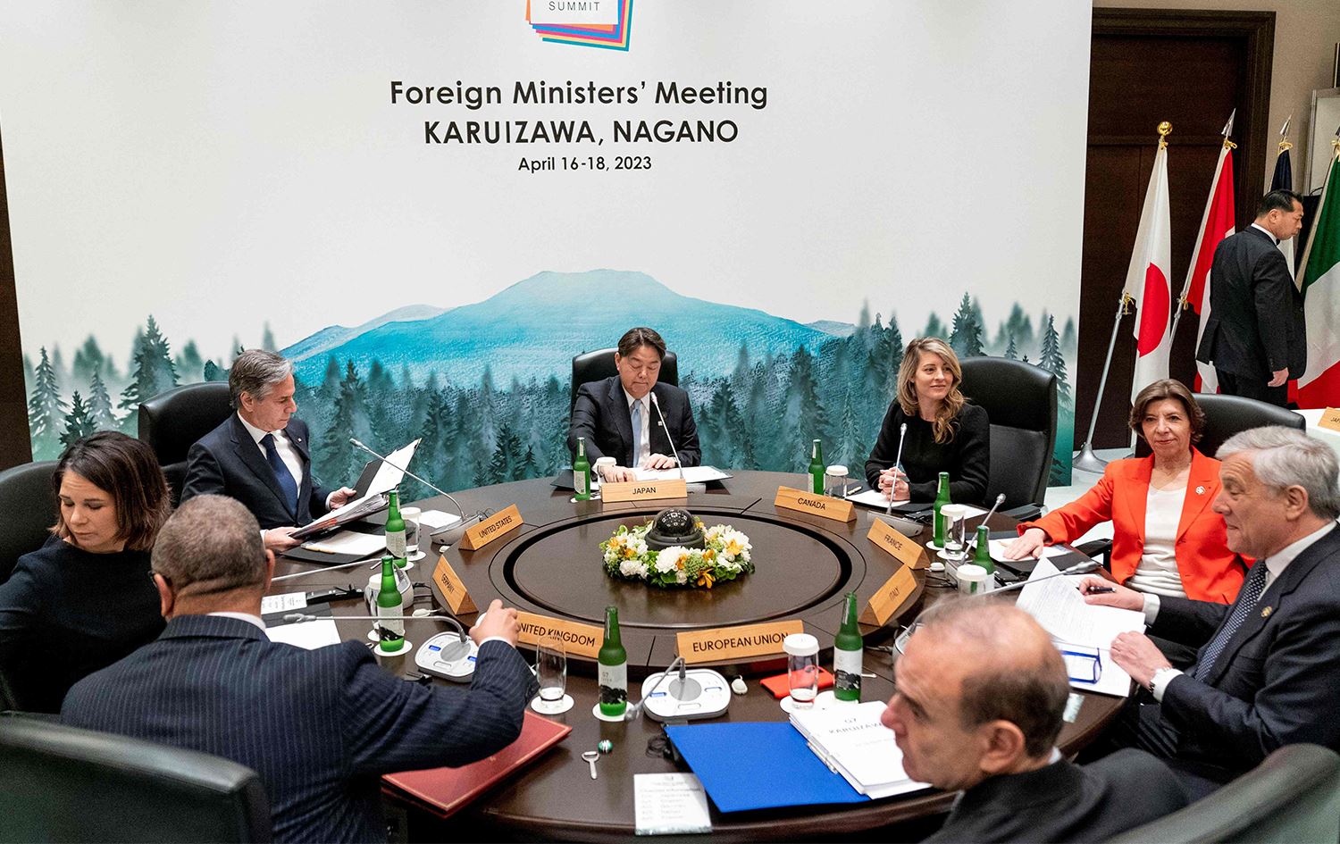 Wezîrên derve yên welatên G7 li Japonê dicivin