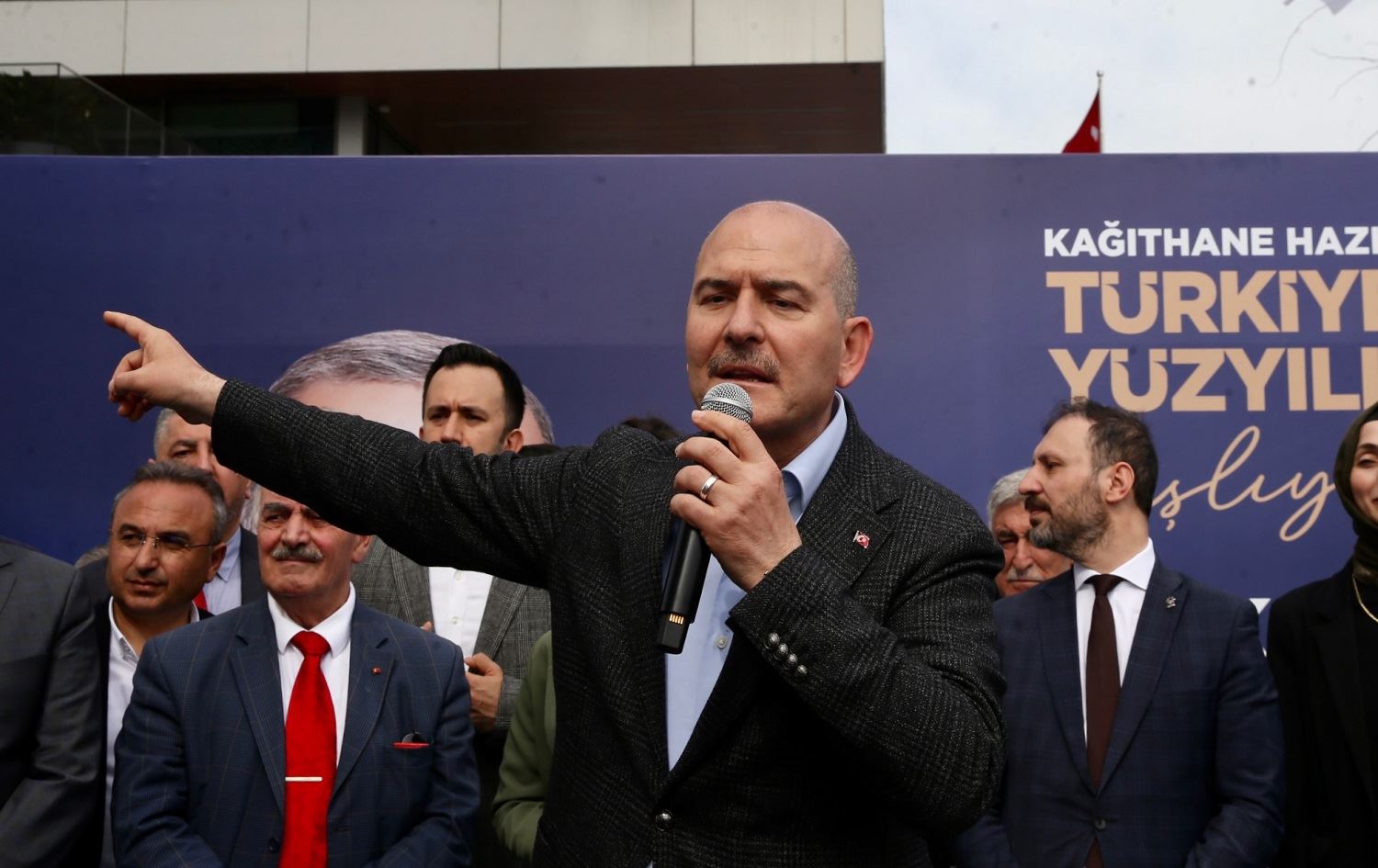 Soylu: Heleb di nav sînorê me yê Mîsakî Millî de ye