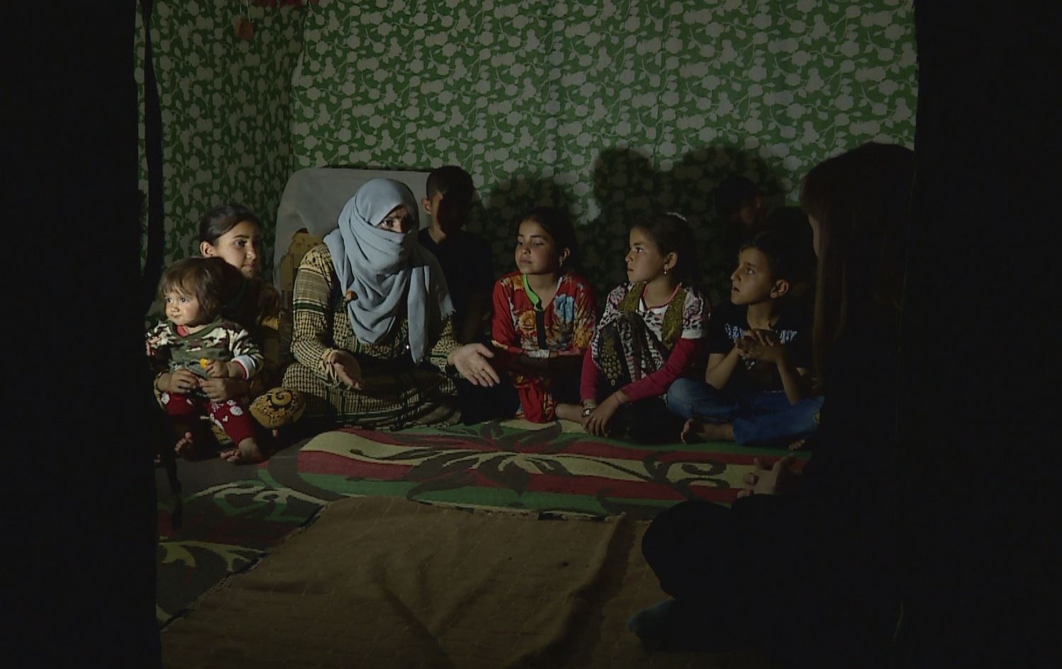 Hefteyek e herdu kampên Xazir û Hesen Şamê bê elektirîk in