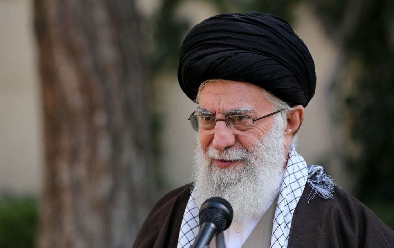 Xamneyî referandûm red kir