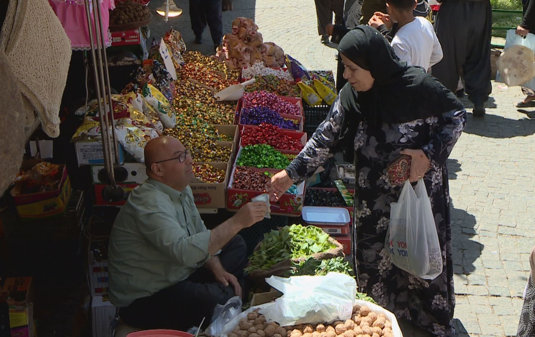 لە سلێمانی نرخی کاڵا و خۆراک بووەتە دووهێندە؛ دەست بۆ هەر شتێک دەبەی ئاگردەکاتەوە