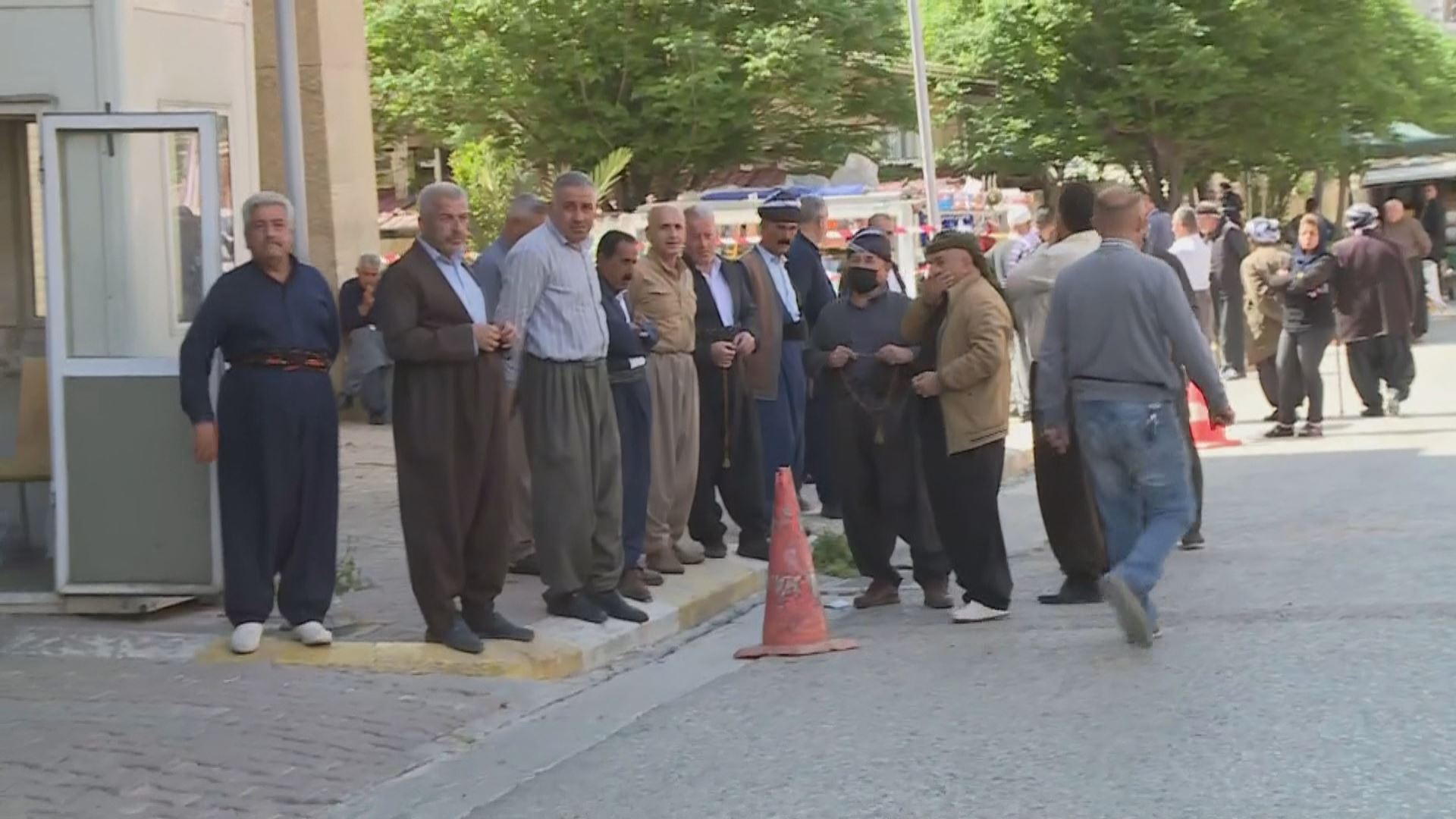 بانکی ناوەندیی هەرێم: هیچ فەرمانێکمان بەدەست نەگەیشتووە مووچەی پێشمەرگەی ئەیلوول نەدەین