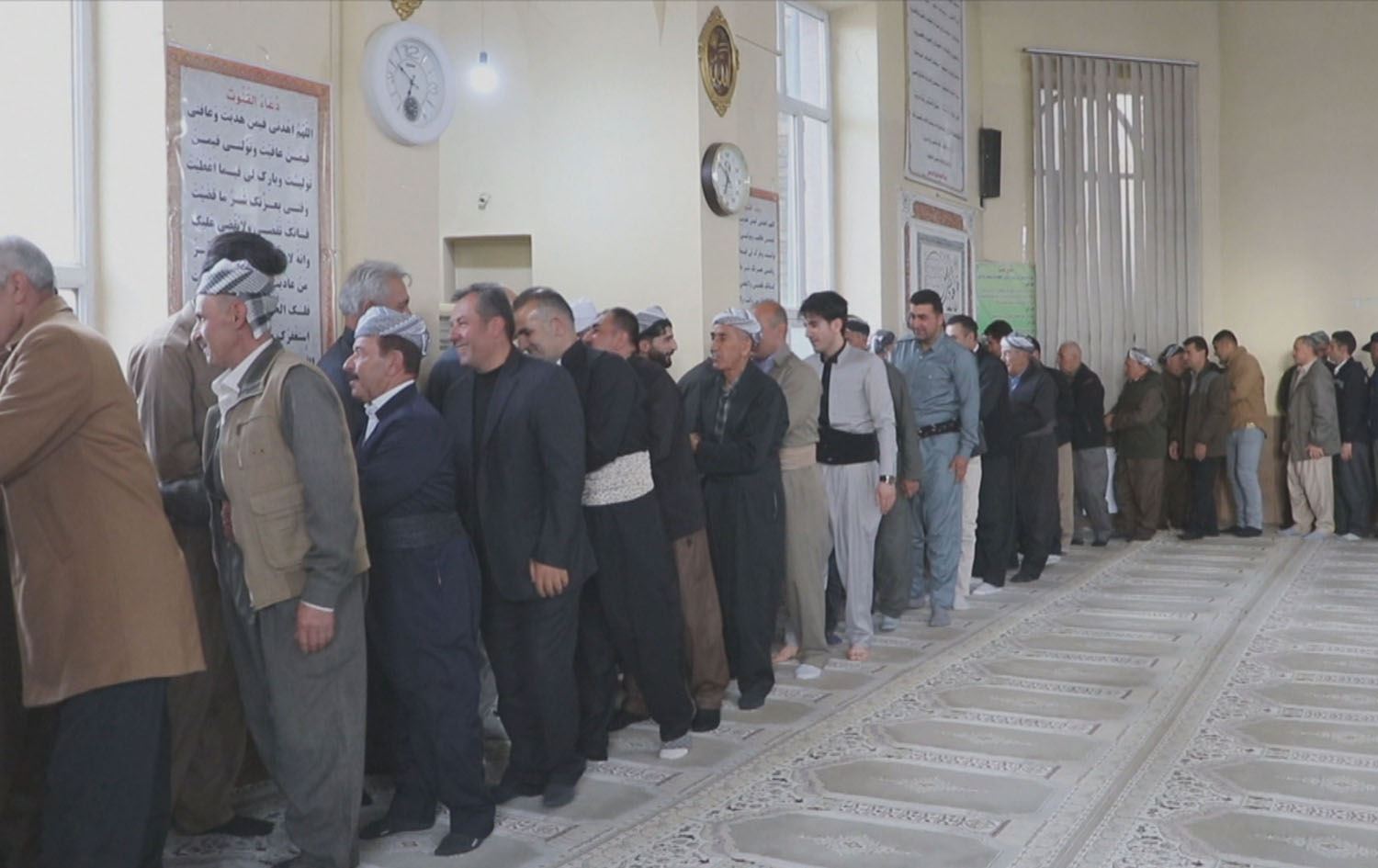 لە ناوچە سوننەنشینەکانی رۆژهەڵاتی کوردستان هەینی کرایە یەکەم رۆژی جەژنی رەمەزان