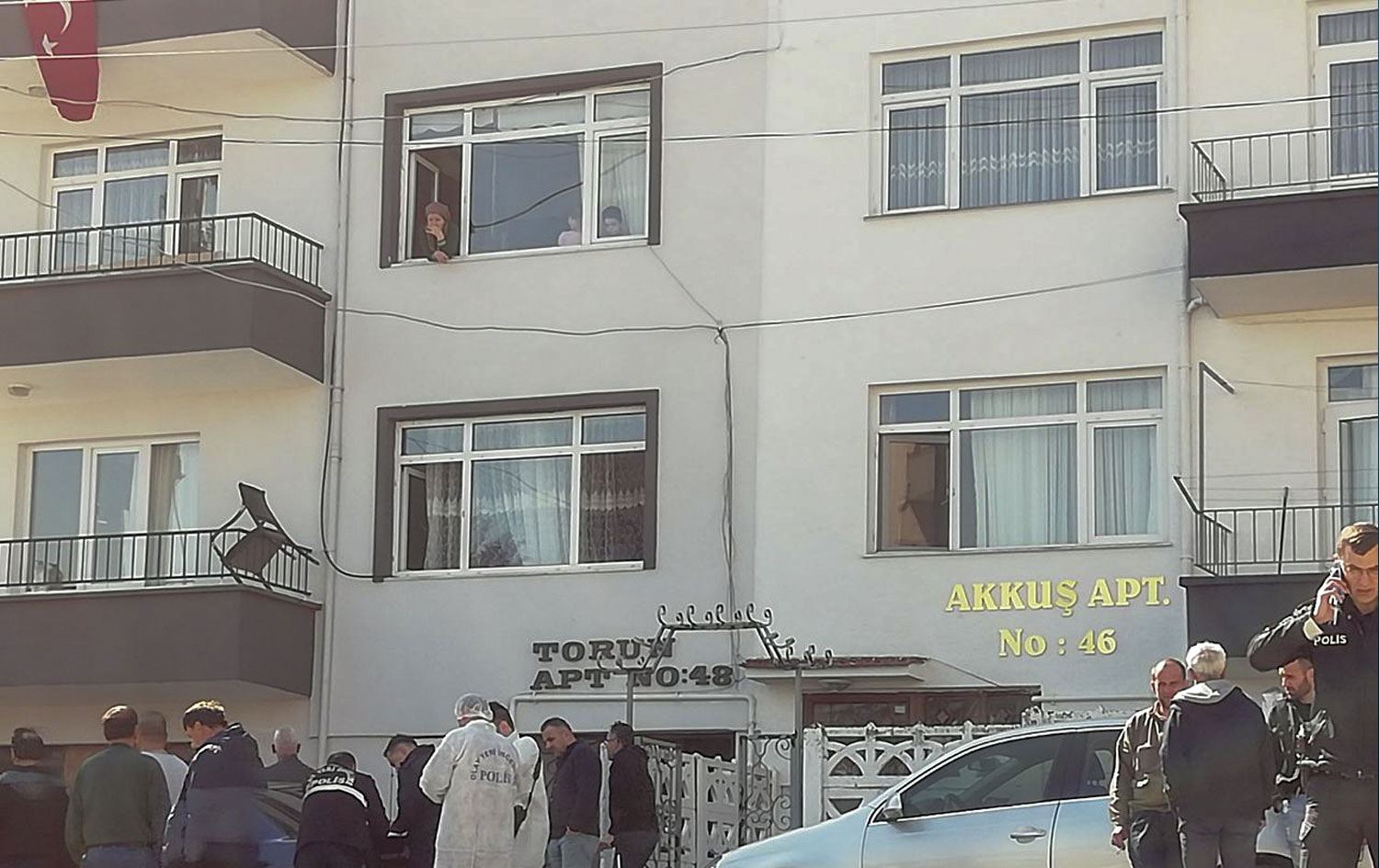 Uyuyan ağabeyini bıçakla öldürdü