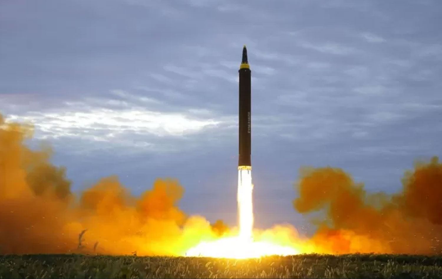 Kuzey Kore askeri uydu fırlatıyor: Japonya teyakkuzda!