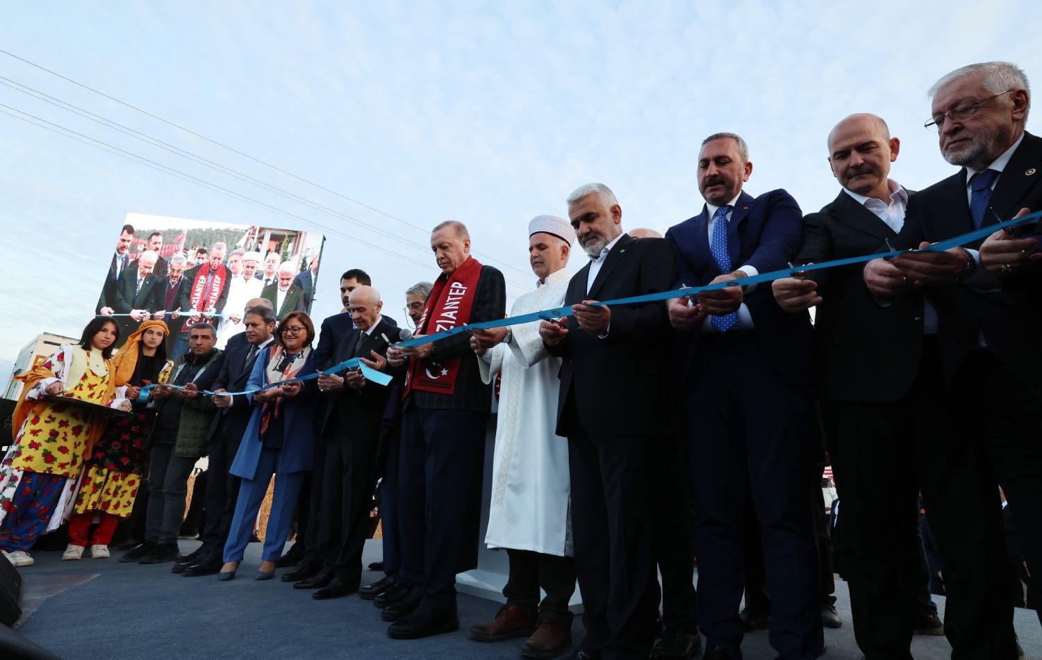 ئه‌ردۆغان لە باکووری کوردستان: درێژە‌ به‌ ئاوەدانکردنەوەی شاره‌ زیانبەرکەوتووەکان دەدەین