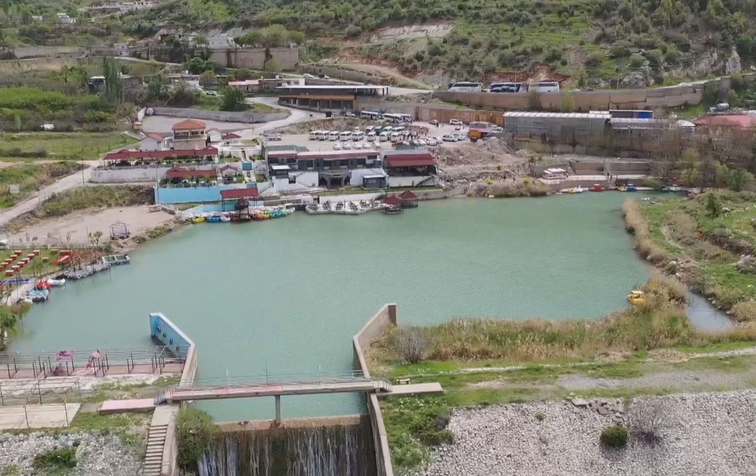 گەشتیارێکی عەرەب لە دهۆک: ئەگەر مردیشم لێرە بمنێژن