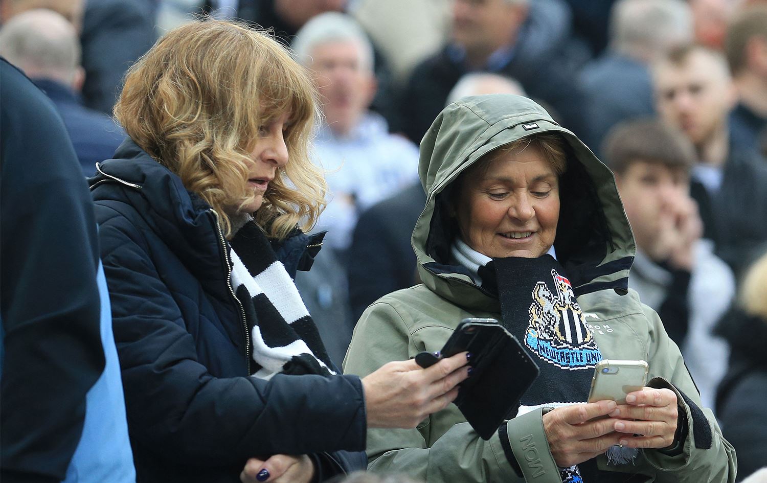 Li Brîtanyayê zengilê hişyarkirina seranserî li ser mobaylan hat ezmûnkirin