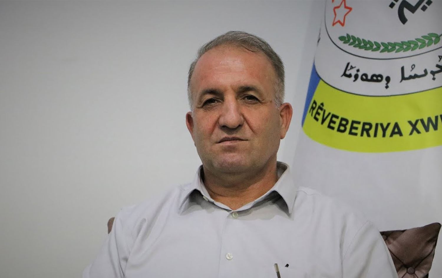 Rêveberiya Xweser bang li welatên Erebî kir