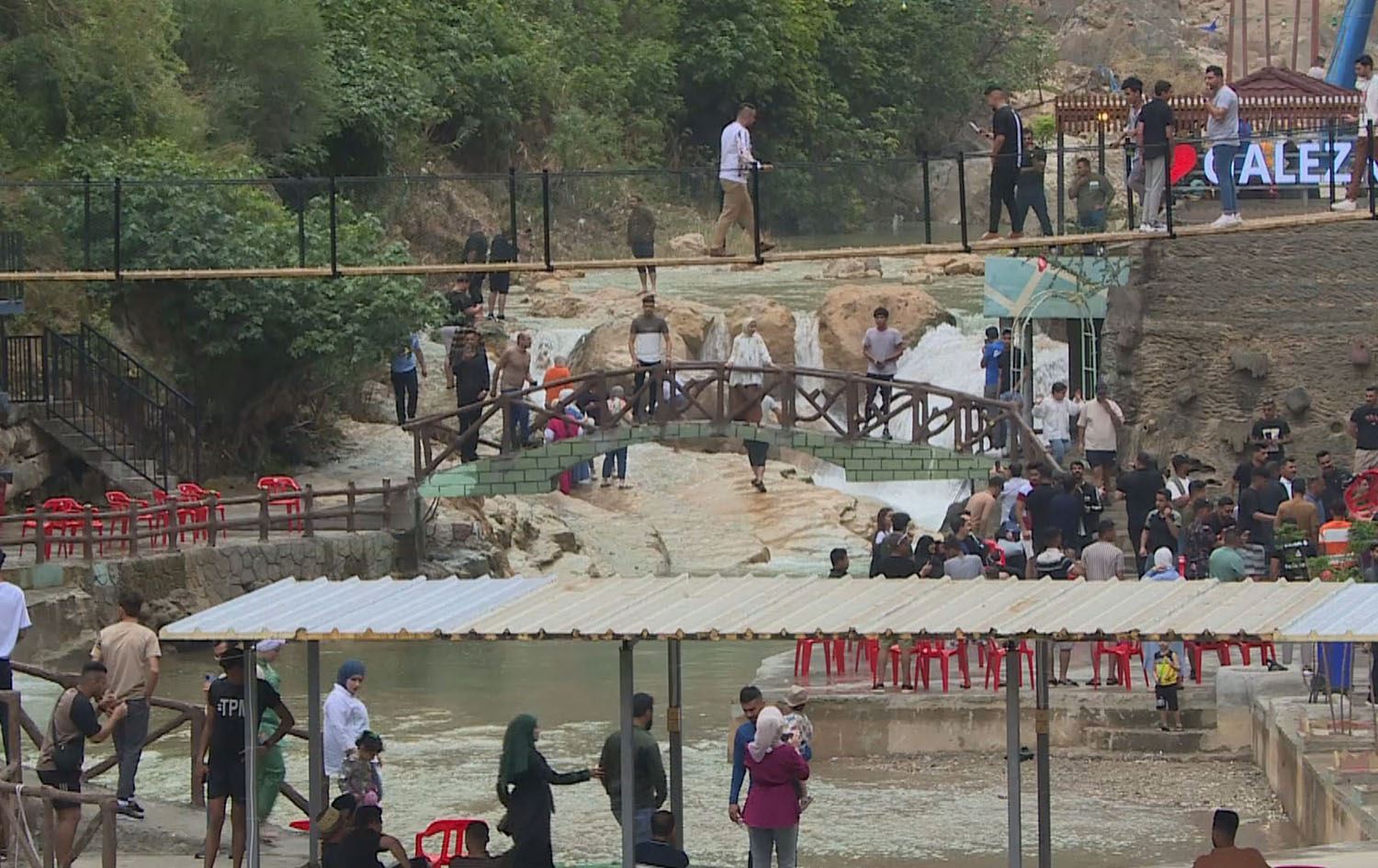 ئاماری فەرمی؛ رۆژانی جەژن 200 هەزار گەشتیار هاتوونەتە هەرێمی کوردستان