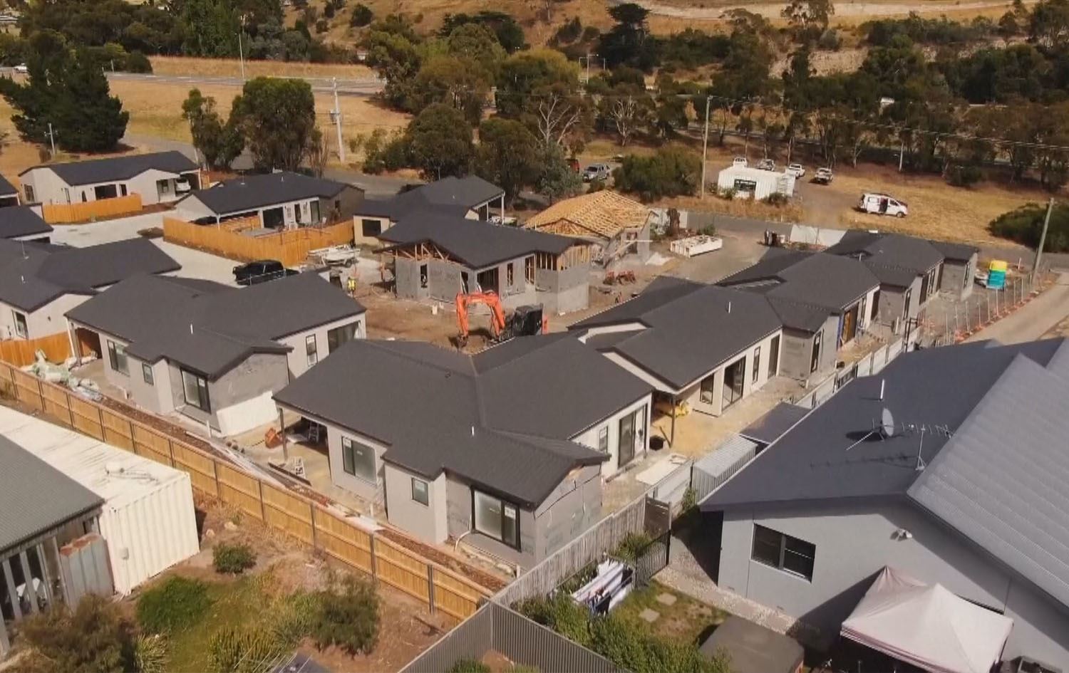 ئوسترالیا دەیەوێت بە 'خانووی ئامادەکراو' رووبەڕووی گرانی ببێتەوە