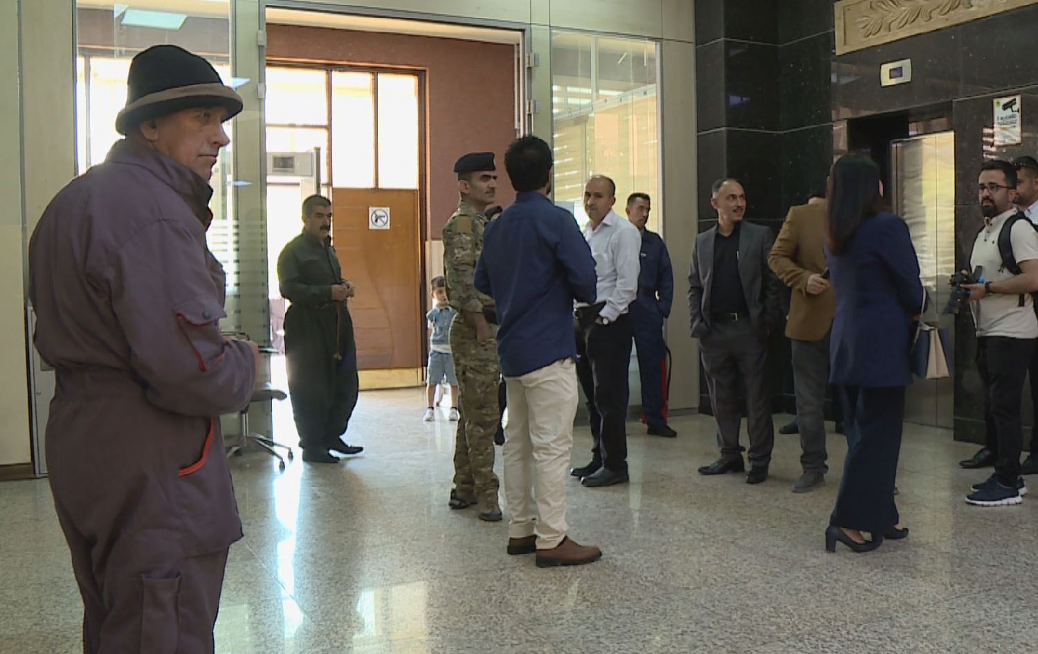 فەرمانبەرانی شارەوانیی سلێمانی بایکۆتی دەوامیان کردووە؛ "پێمانی نەدەن دەوام ناکەین"