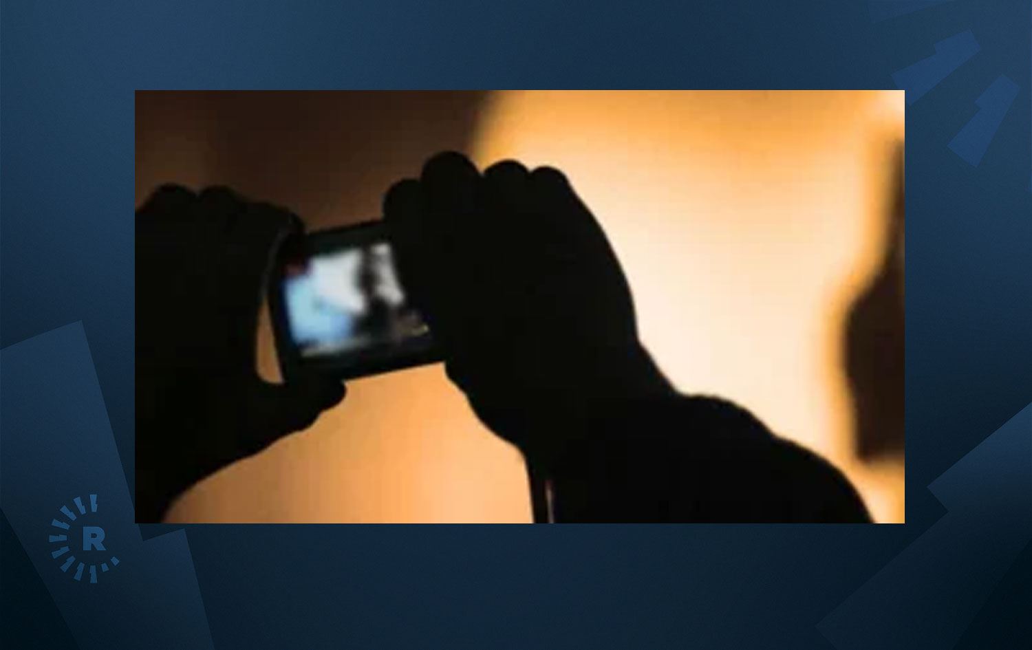 Eşcinsel kaseti olan siyasetçi iddiası- 'Bazı isimler konuşuluyor'