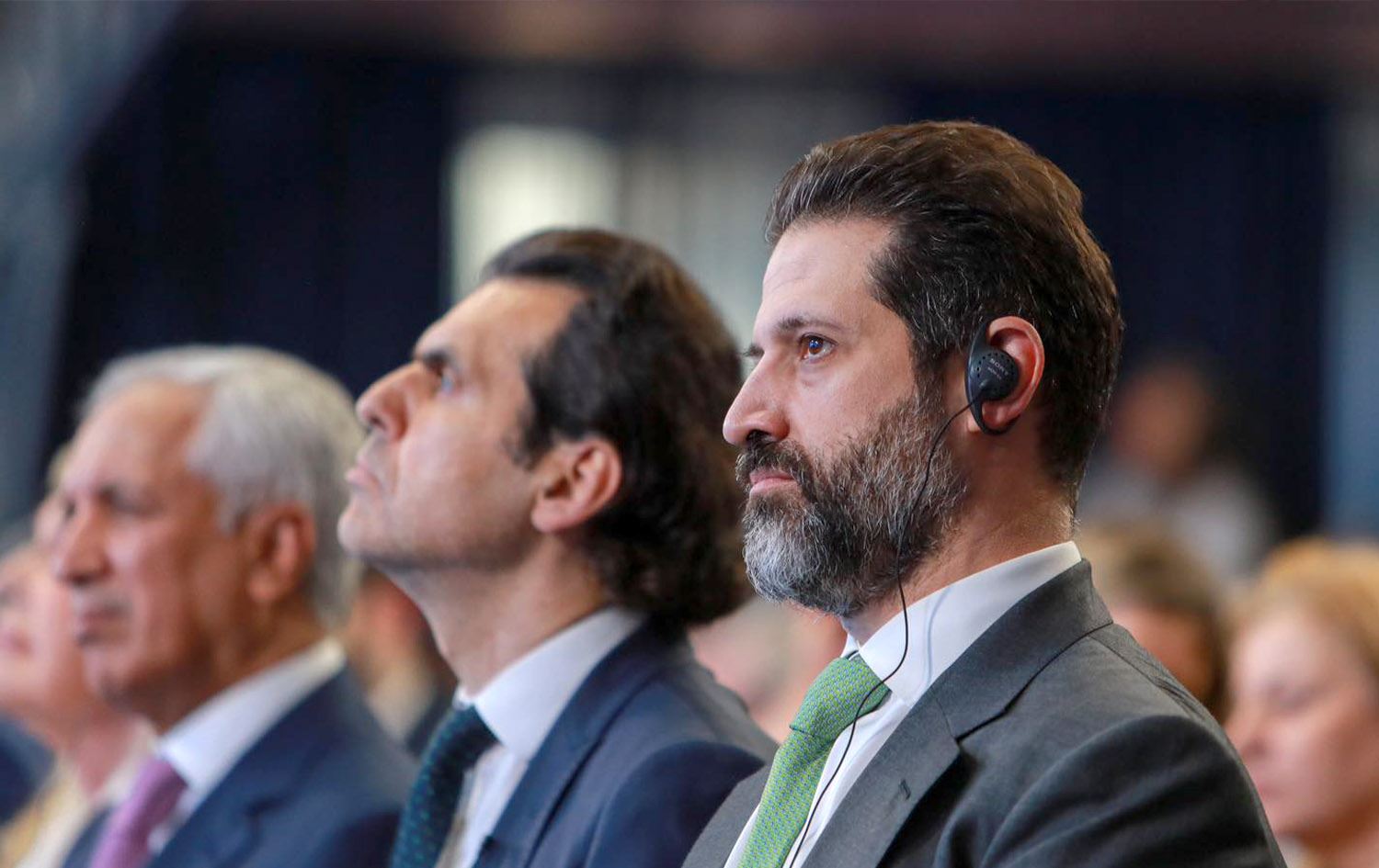 قوباد تاڵەبانی بانگهێشتی قەتەر دەکرێت