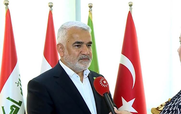 Serokê HUDAPARê: Em li her cihekî li gor hewaya wê derê rengê xwe naguherînin