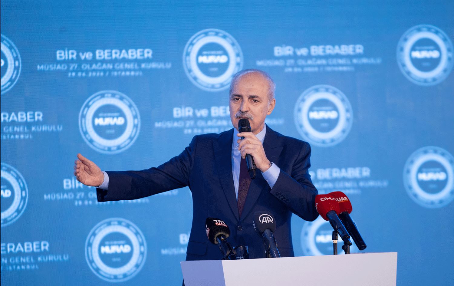 Numan Kurtulmuş: Seçim yarışının başa baş geçeceğini biliyoruz