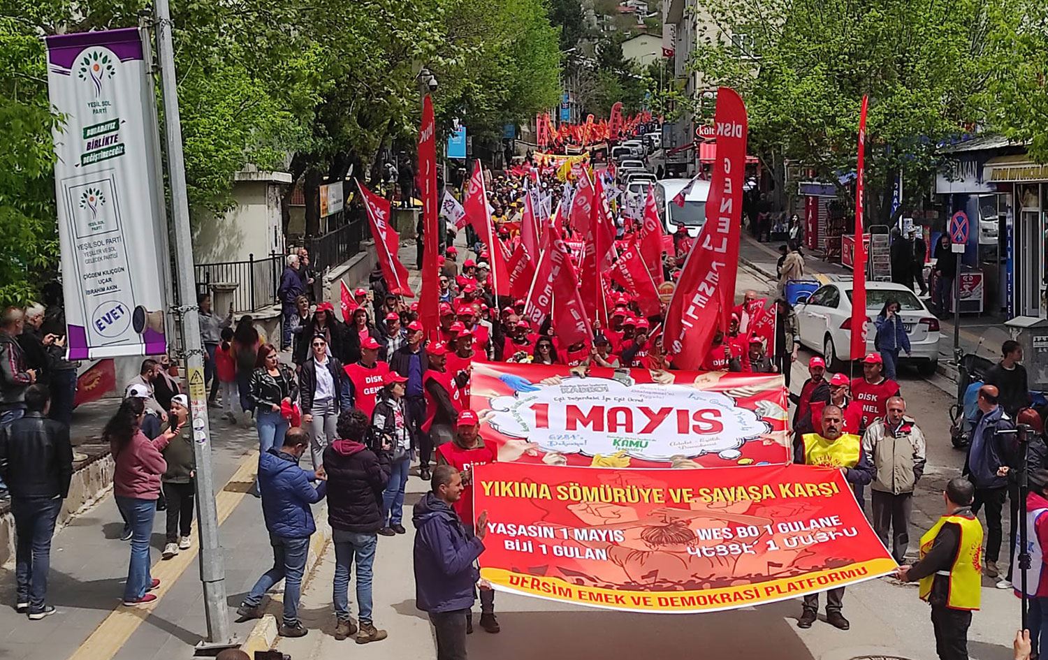 Dersim’de son yılların en kalabalık 1 Mayıs kutlaması yapıldı