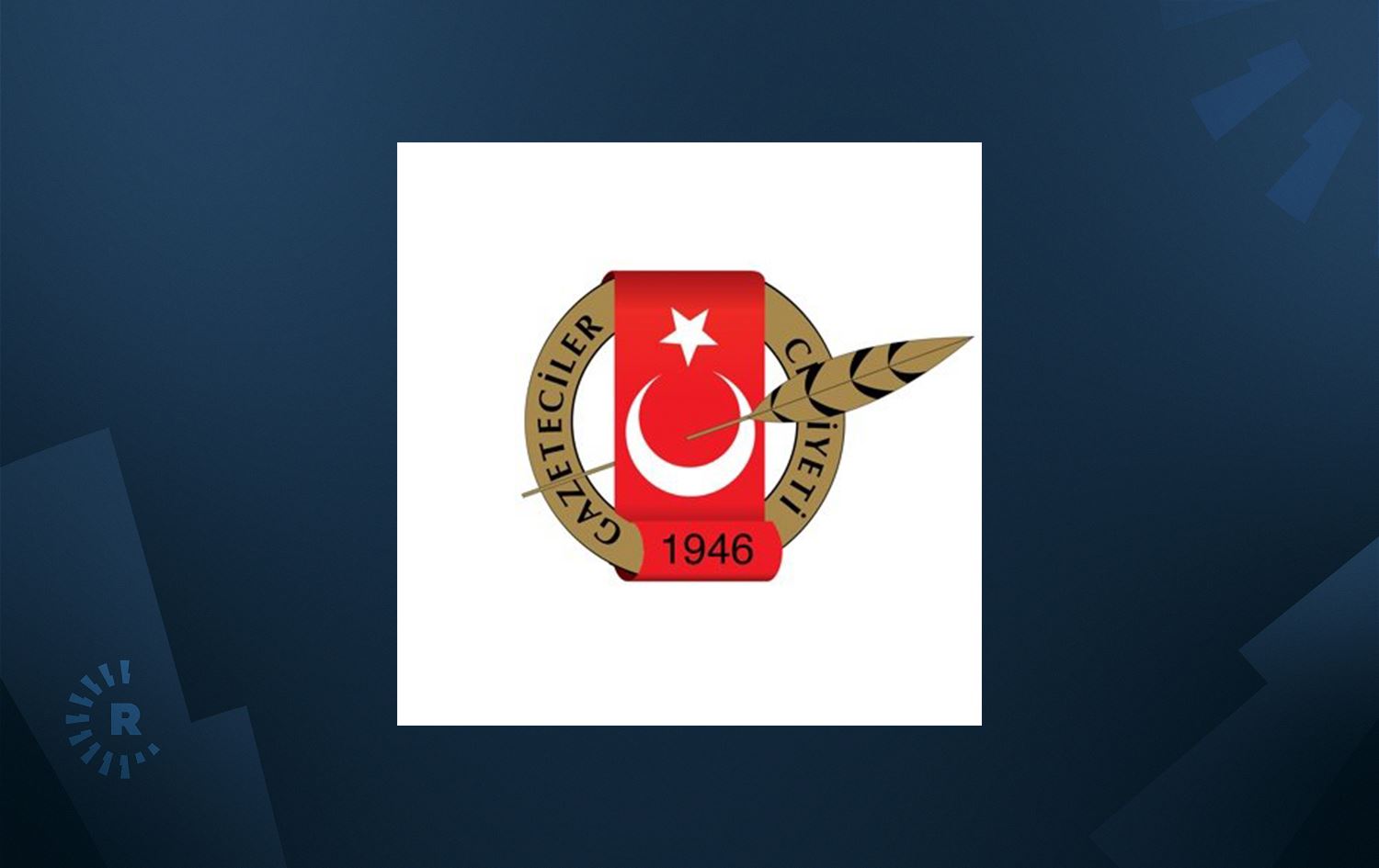 Komeleya Rojnamevanan: Rojnamevan ji tirsa bêkariyê bi mûçeyekî kêm kar dikin