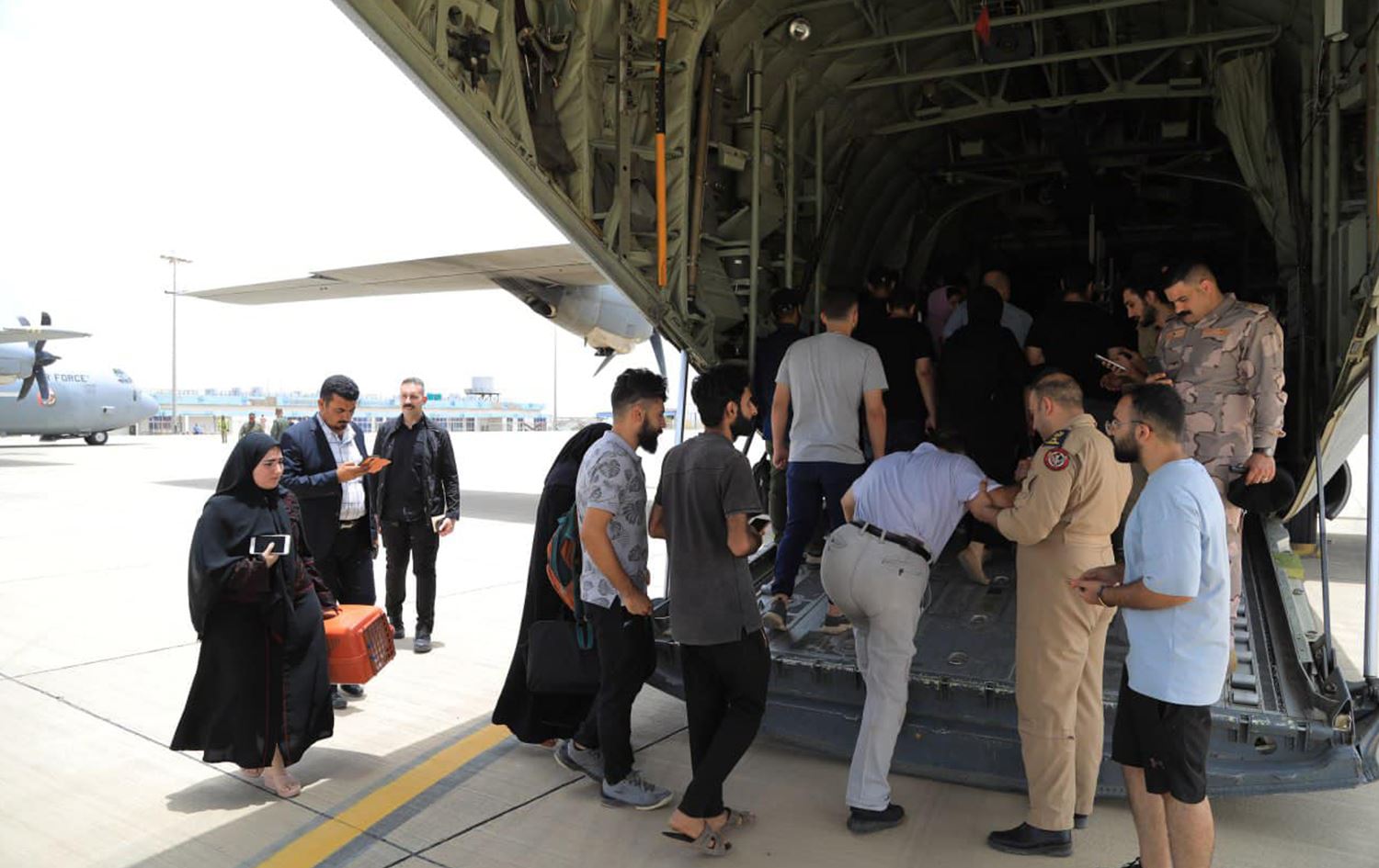 Iraq says nearly 300 evacuated from conflict-hit Sudan