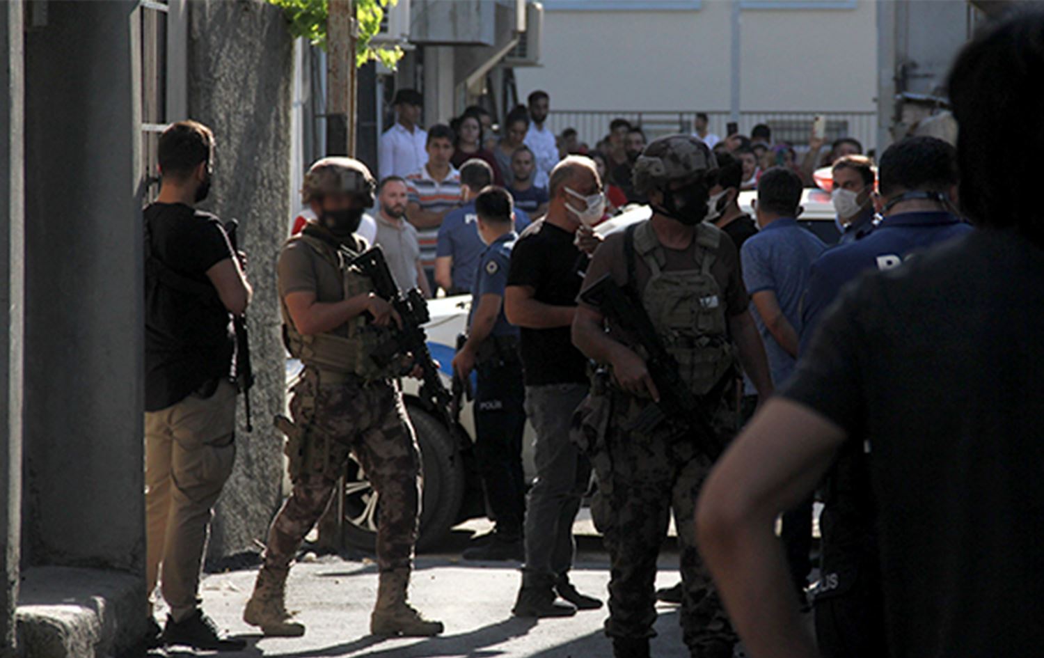 12 kes bi tohmeta endamtiya Cemaeta Gulen hatin desteserkirin