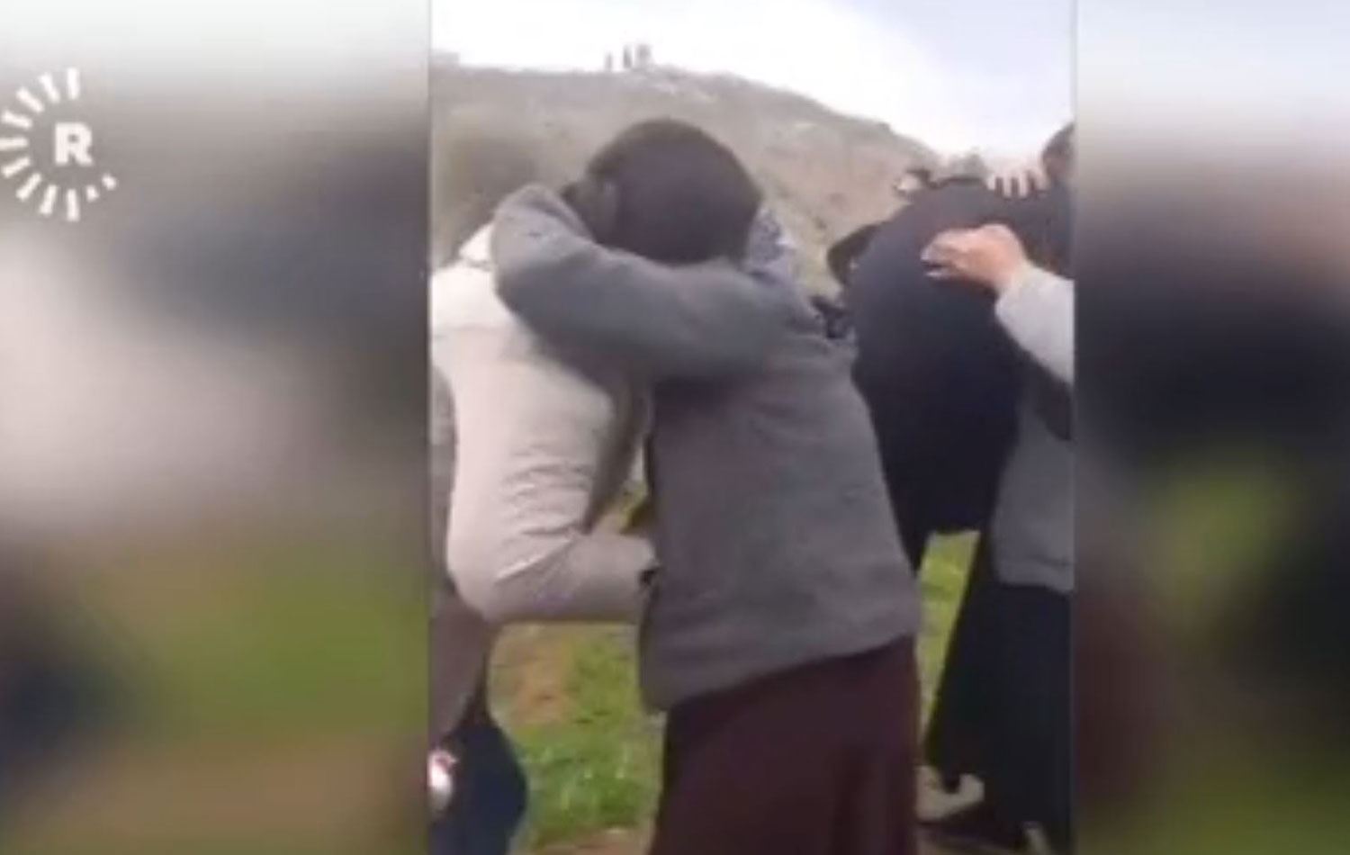 Silahlı gruplar Efrin'e geri dönen Kürtlerden haraç topluyor