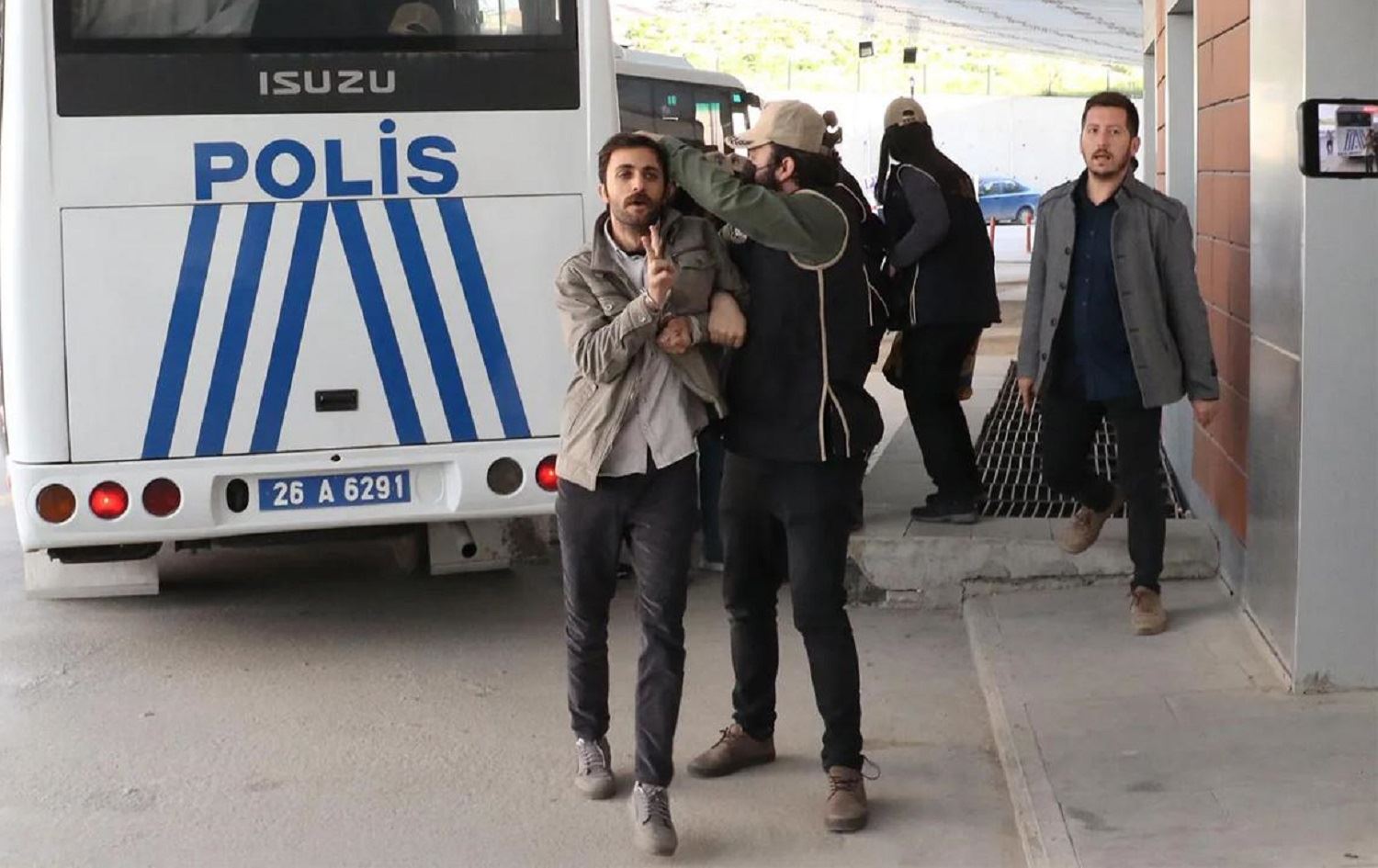 Berbijêrê Partiya Çepên Kesk Muslum Koyun hat girtin