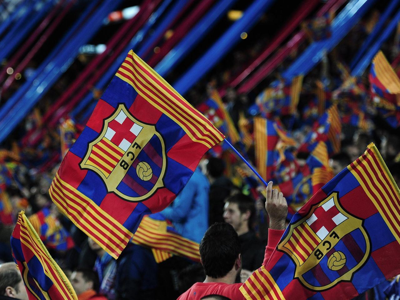 بارسێلۆنا کار بۆ گرێبەستێکی گەورە دەکات