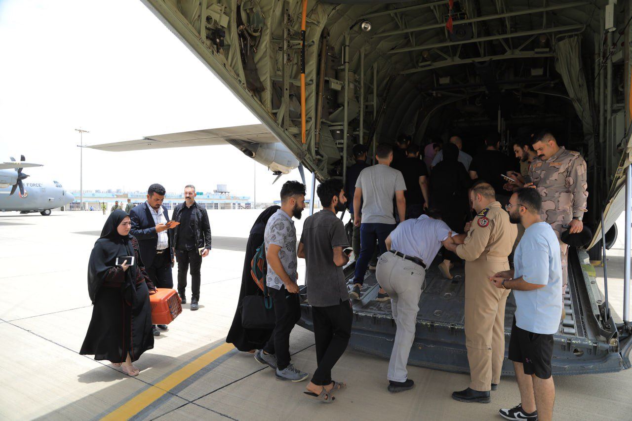 6 Iraqis evacuated from Sudan to Saudi Arabia