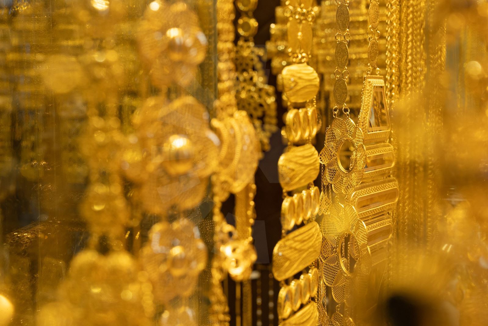 لە دوو رووداوی دزیکردندا لە هەولێر '4 هەزار دۆلار و 125 مسقاڵ زێڕ' دەدزرێت