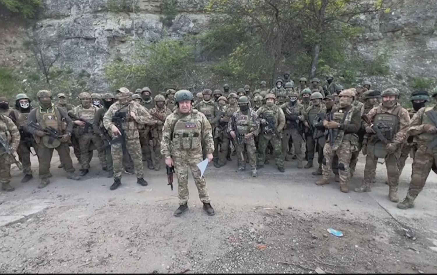 سەرۆکی گرووپی ڤاگنەر هەڕەشەی کشانەوە لە باخمووت دەکات