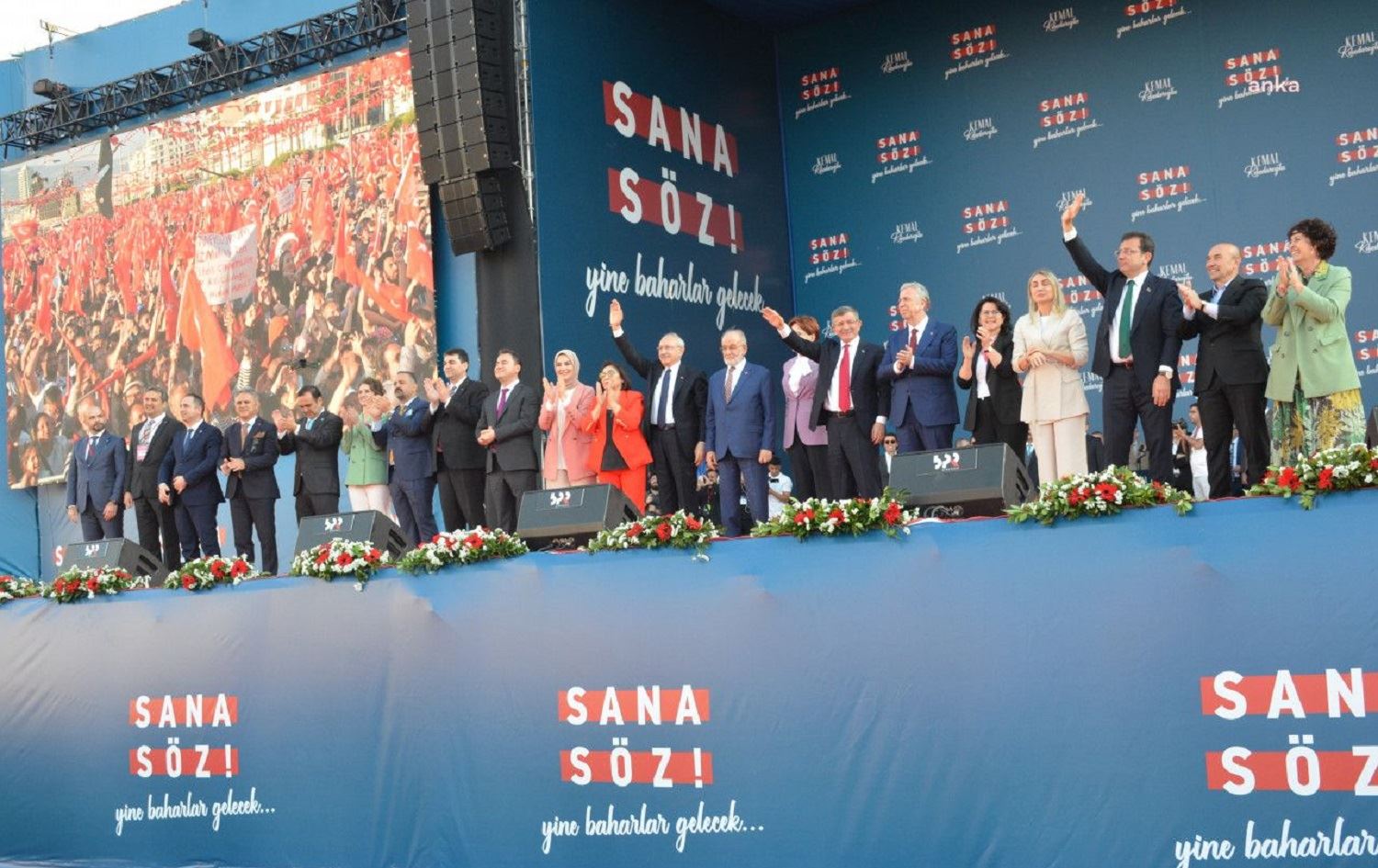 Penaberên Sûriyeyî ji egera serkeftina opozîsyona Tirkiyê nîgeran in