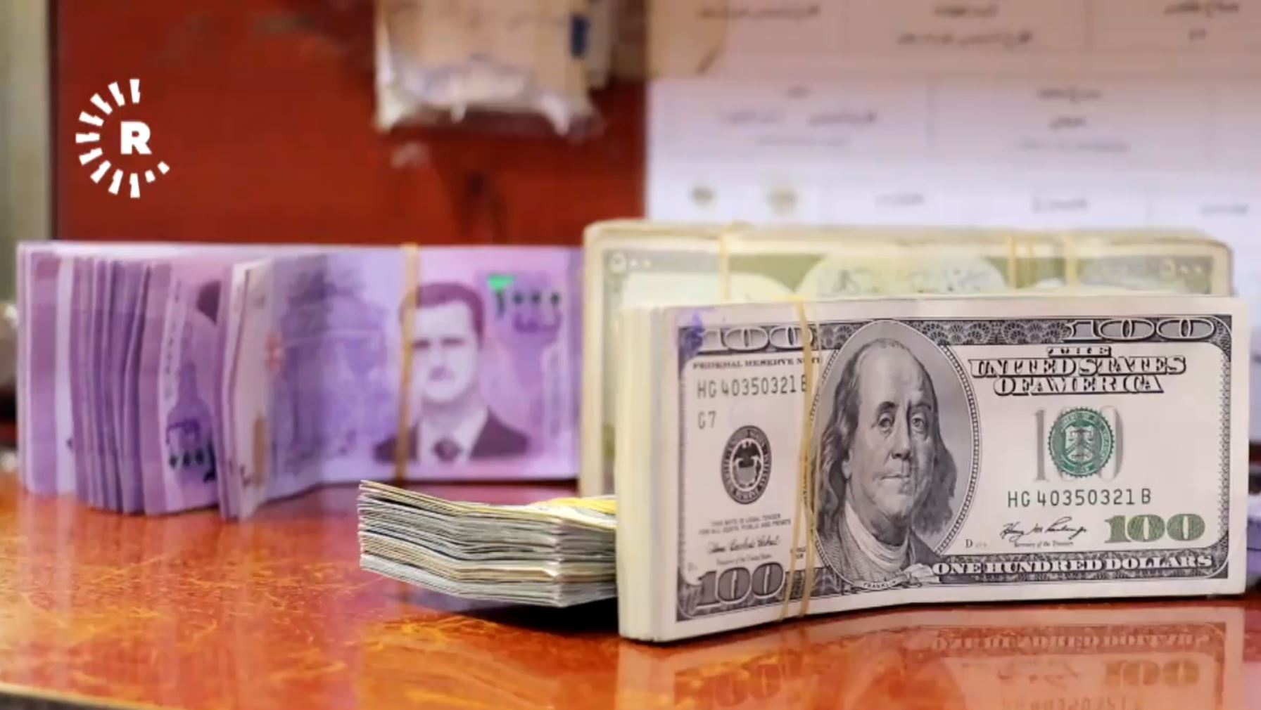 Li Rojavayê Kurdistanê dolarekî Amerîkî bi 8500 lîreyên Sûriyê ye