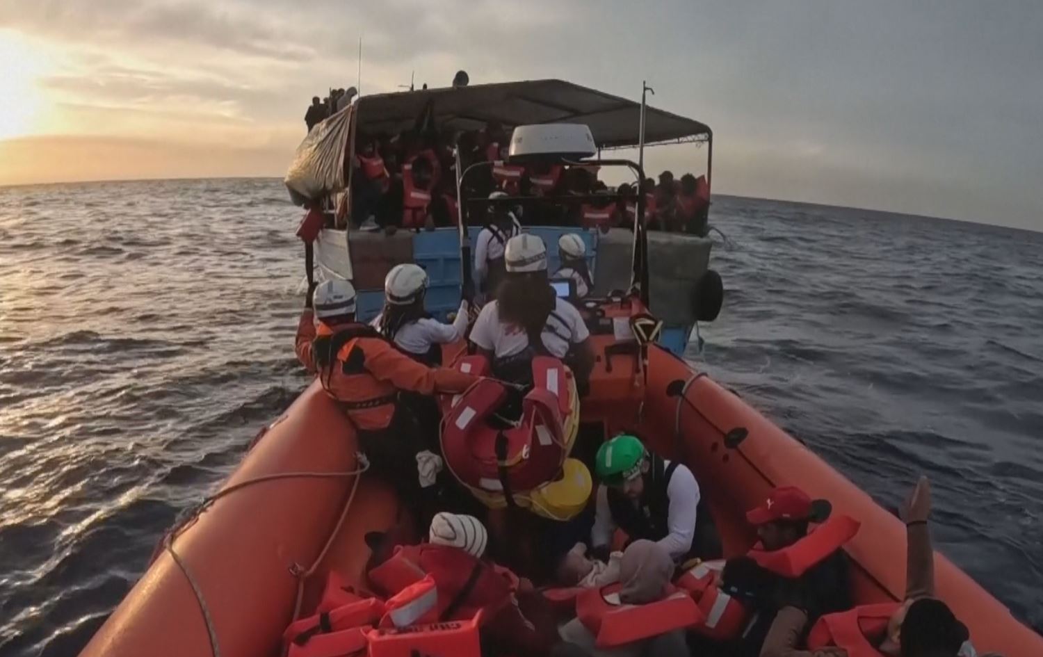 سێ کۆچبەر بەهۆی نقومبوونی بەلەمەکەیان لە دەریای نێوەڕاست بێسەروشوێن بوون