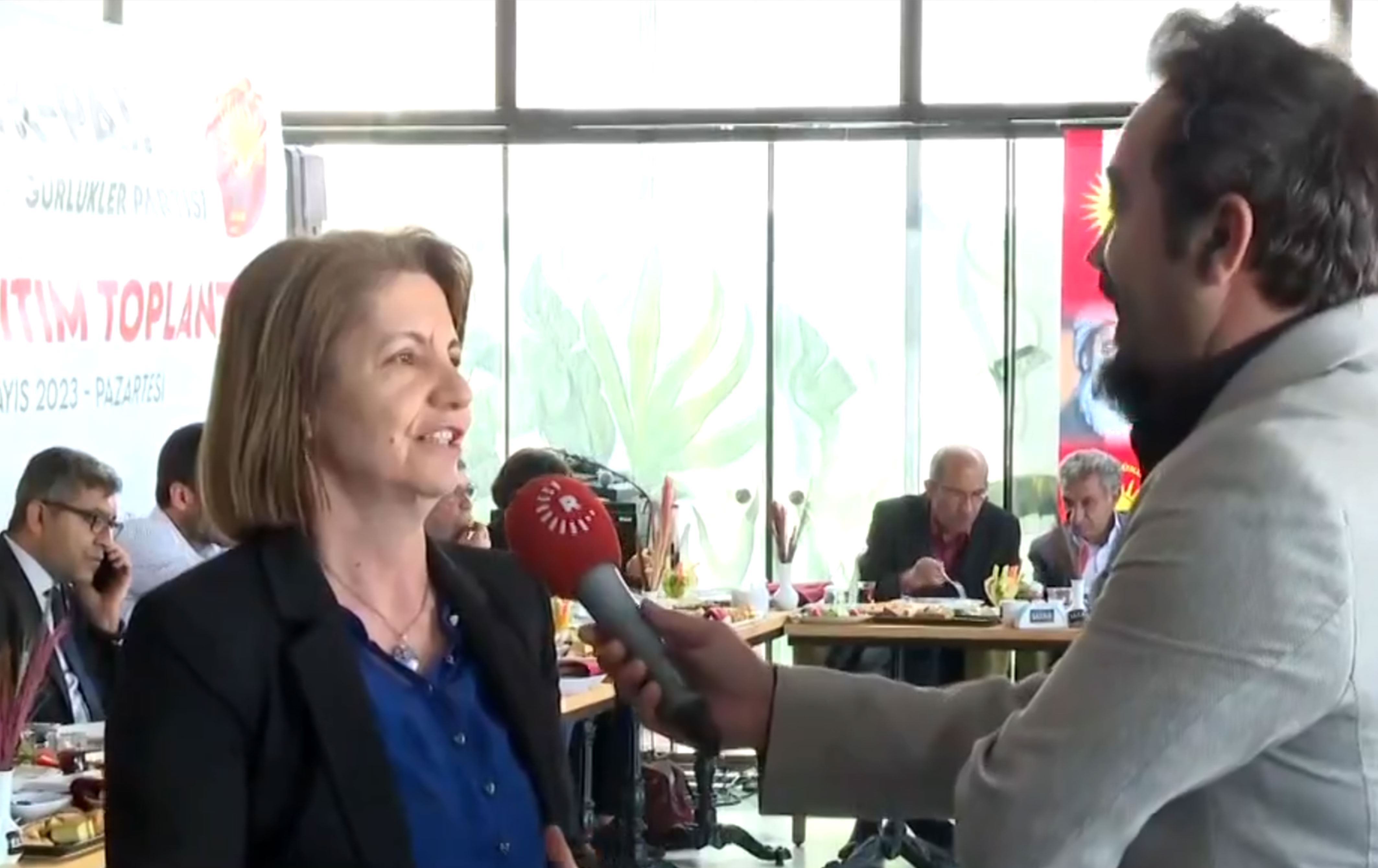 Berbijêra HAK-PARê Berrîn Eren: Jin dê cîhanê jî û Kurdistanê jî xelas bikin