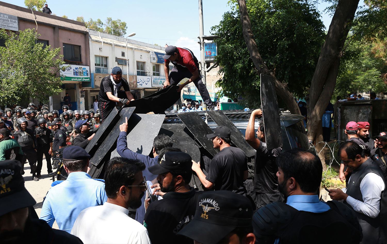 PAKİSTAN - İmran Han, başkent İslamabad'da tutuklandı