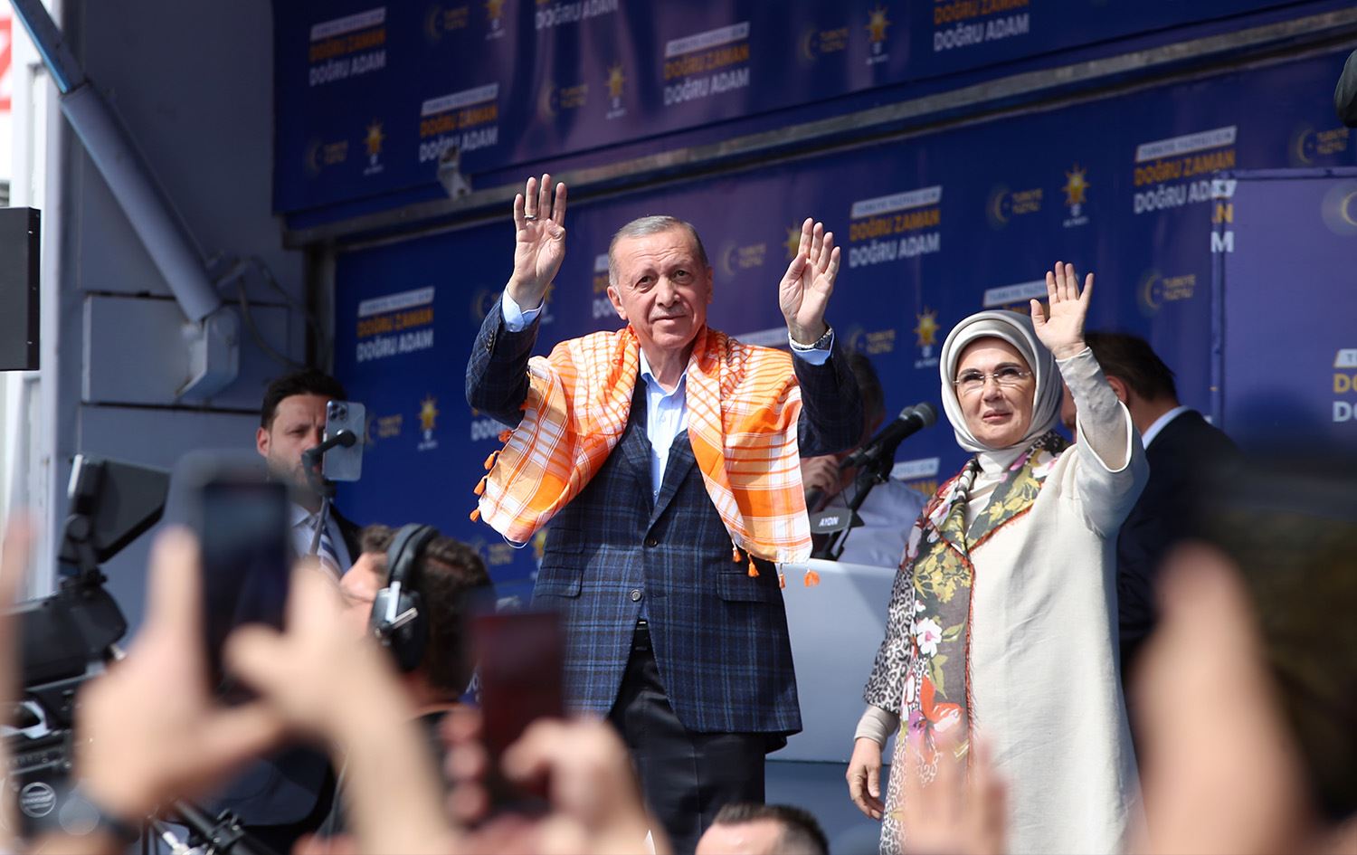 ئەردۆغان: مووچەی فەرمانبەران 45٪ زیاد دەکەین