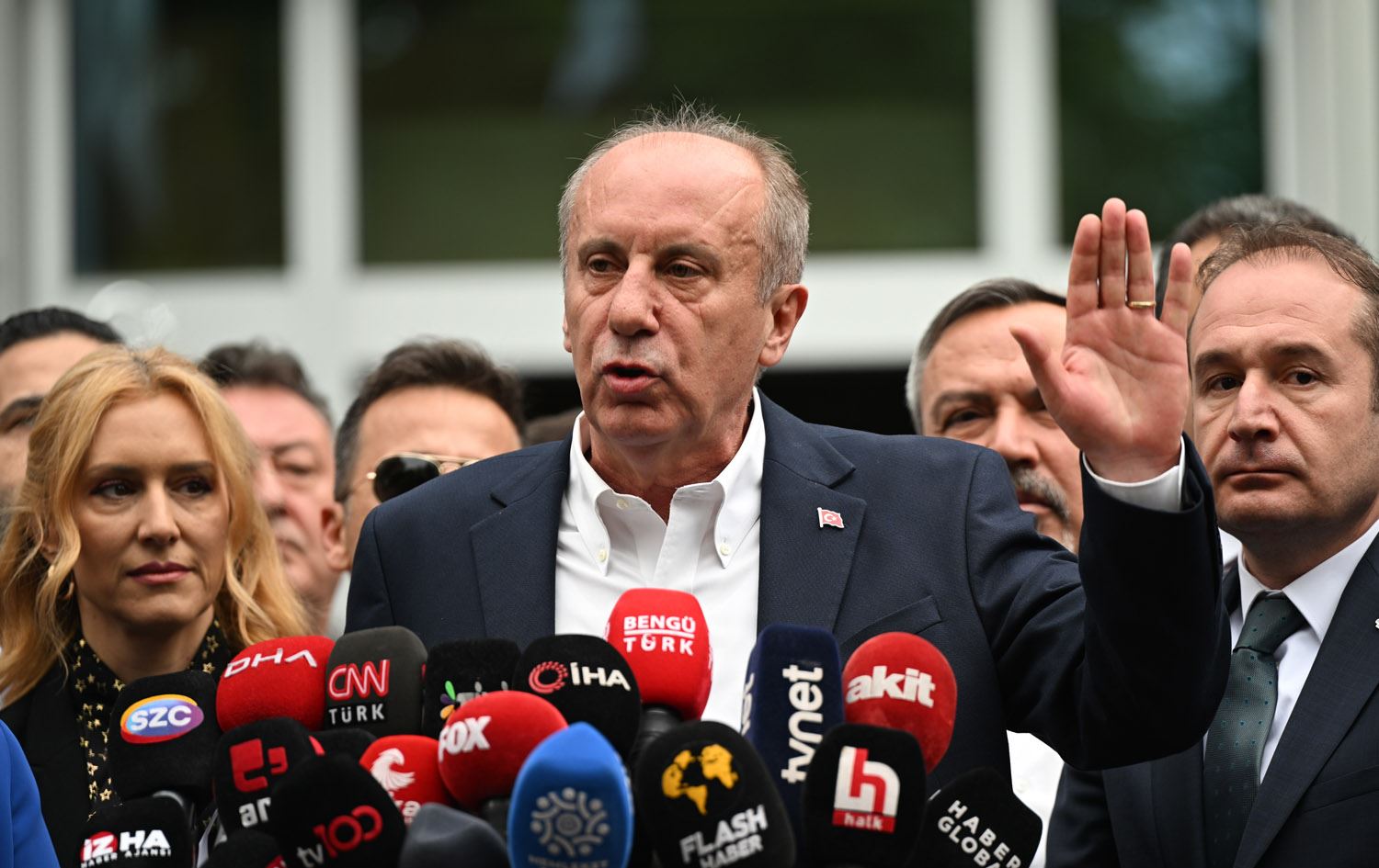 موحەڕەم ئینجە: وێنە و گرتە ڤیدیۆییە ساختە ئابڕووبەرەکان کاری فەتۆچییەکانە