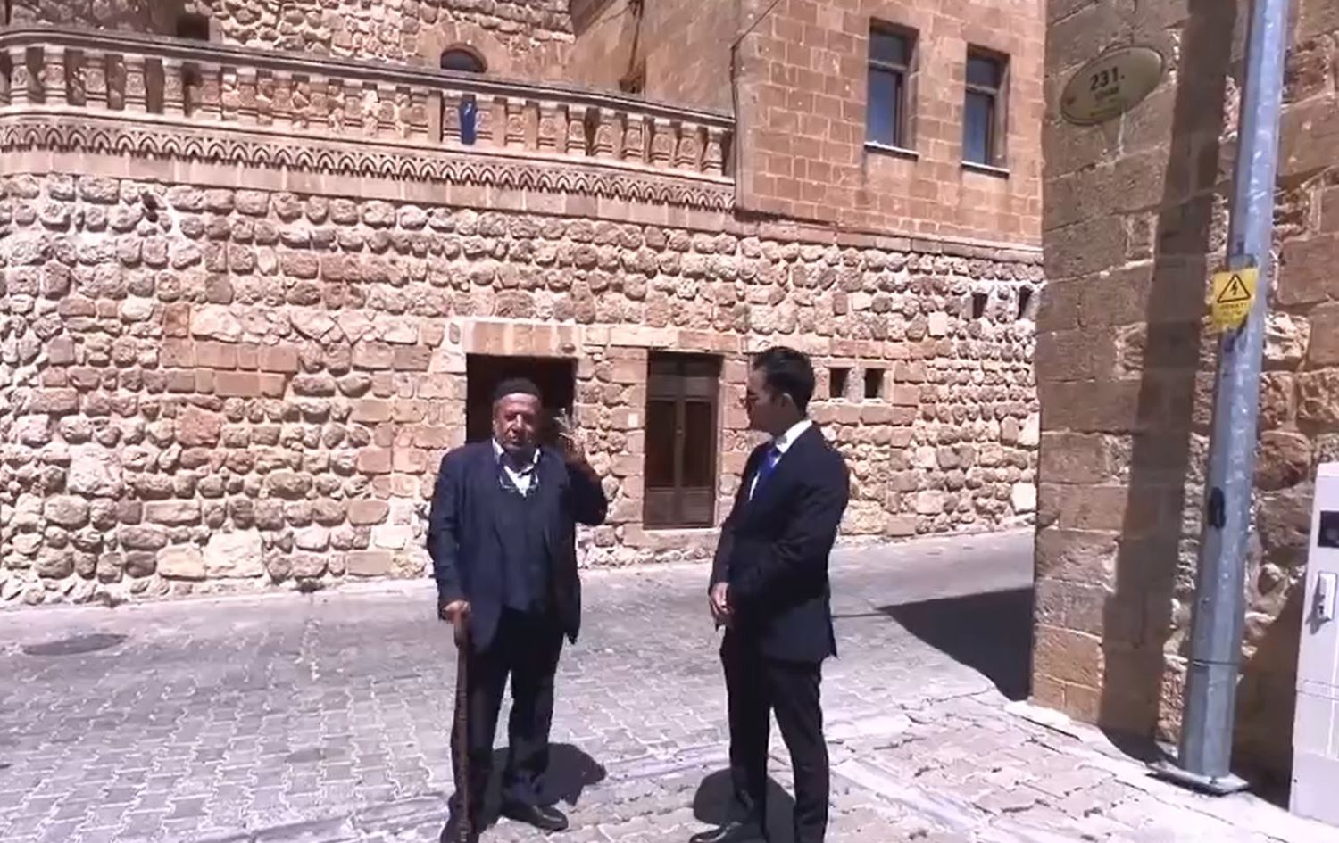 Ebdulezîz Bîlgîn: Ji ber siyaseta qirêj biratiya di nav gelan de jî nemaye