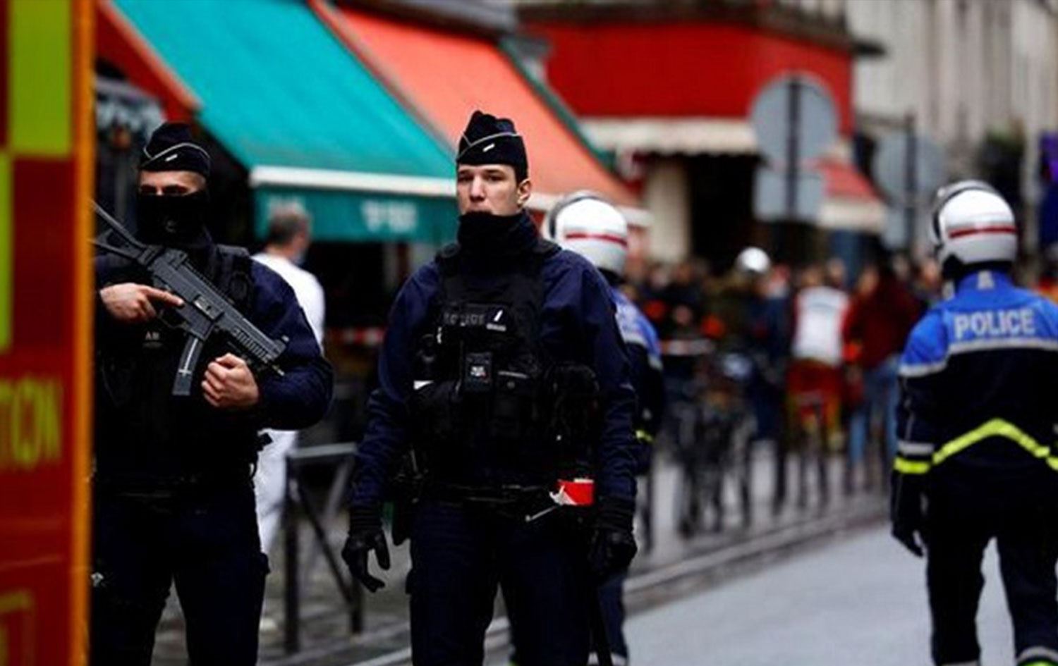 FRANSA - Kürt Kültür Merkezine saldırdığı iddia edilen eski SADAT üyesi gözaltına alındı