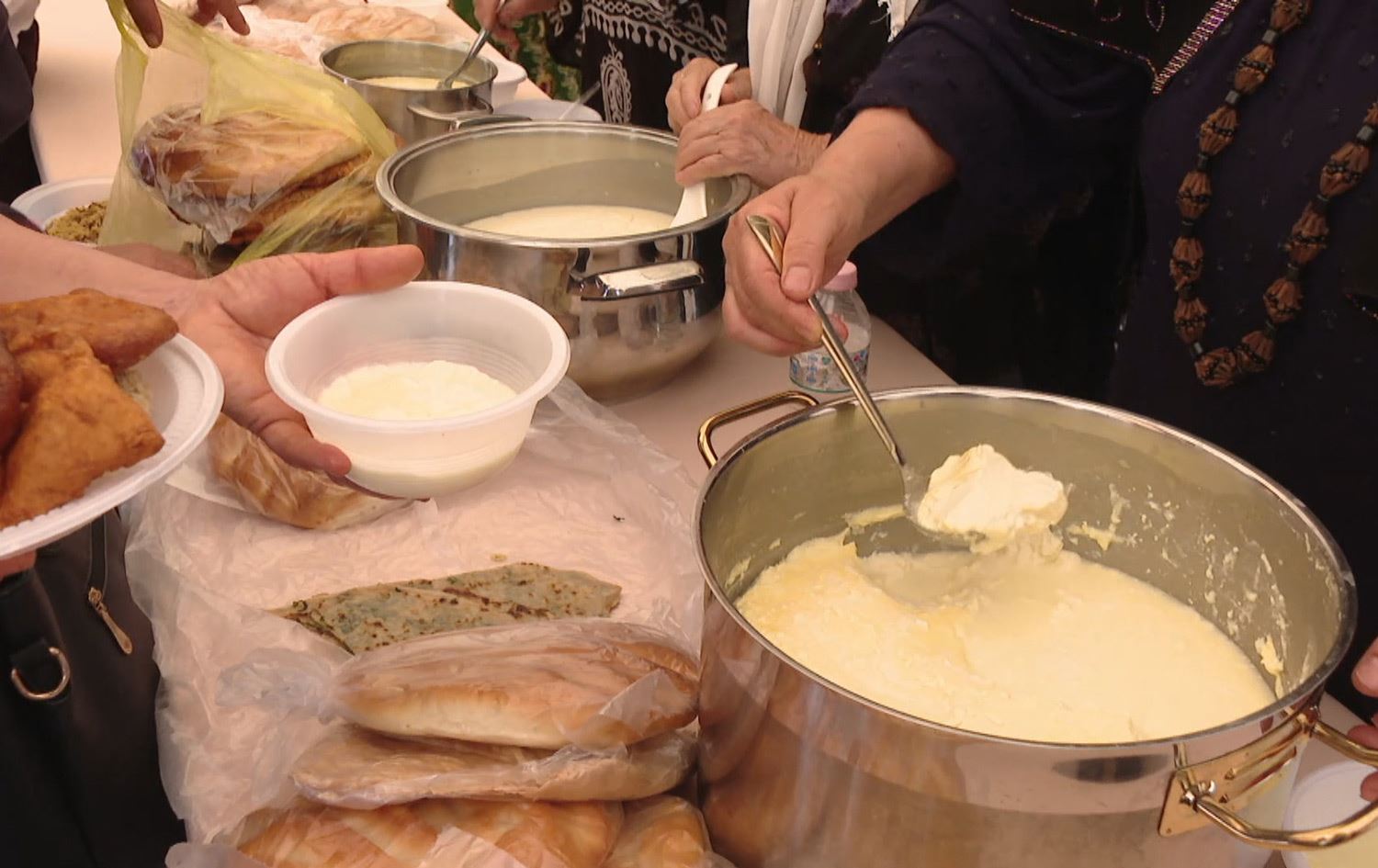 چوارەمین رێوڕەسمی ماستی قەڵاتێی کاکەییەکان لە گوندی هاوار لە هەڵەبجە بەڕێوەچوو