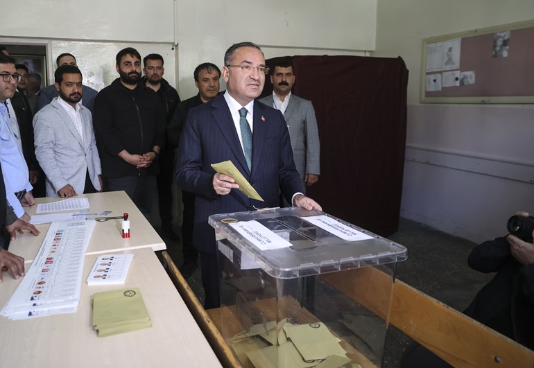 Bozdag: Li Rihayê proseya dengdanê baş birêve diçe