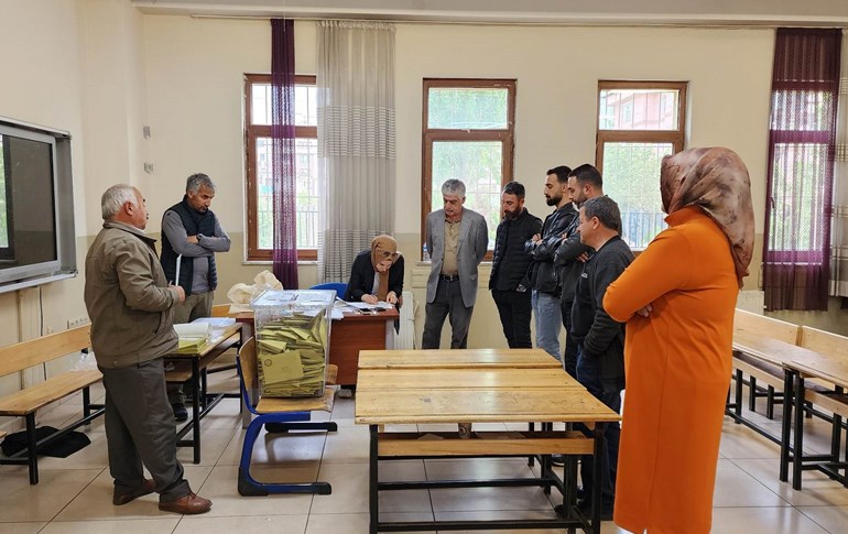 Proseya dengdayînê bidawî hat