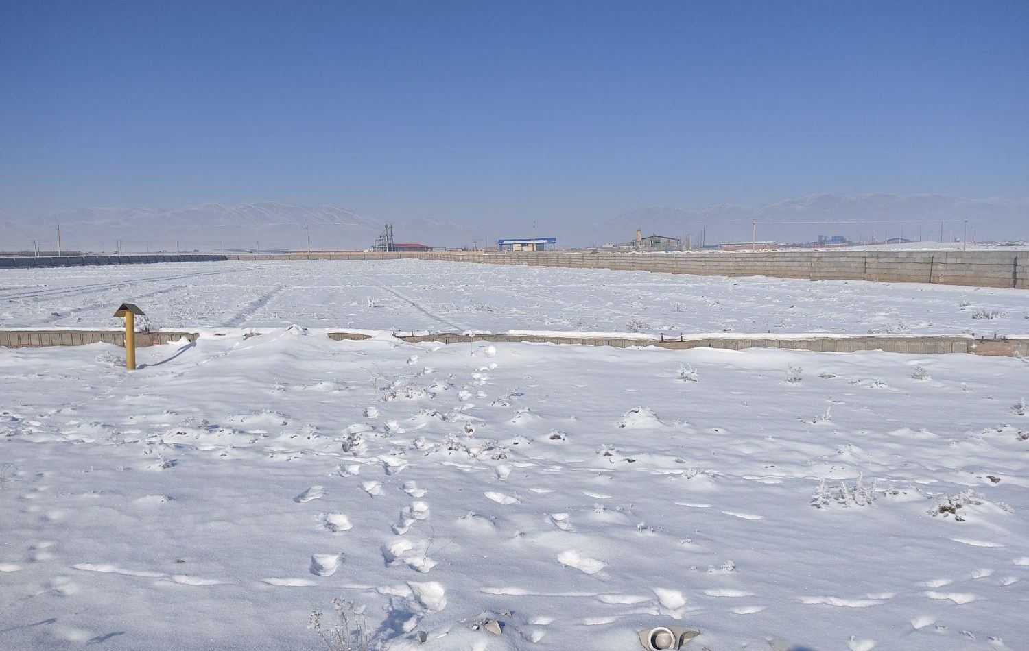 لە پارێزگای تەورێزی ئێران بەفر باری