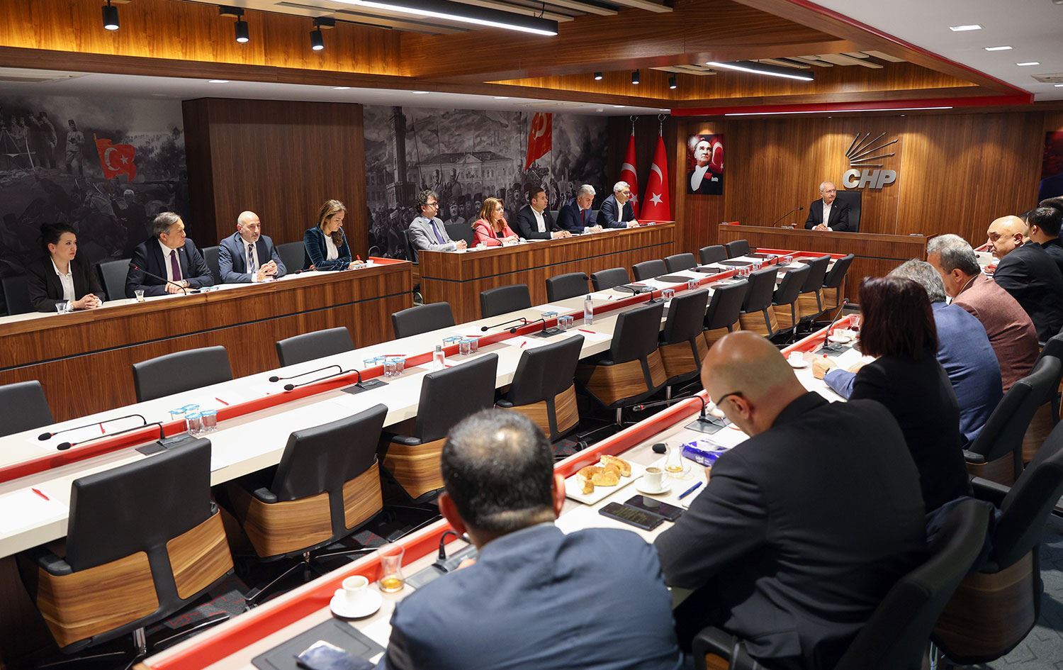 CHP yönetimi seçimi değerlendirdi: PKK, Akşener ve listeler etkili oldu