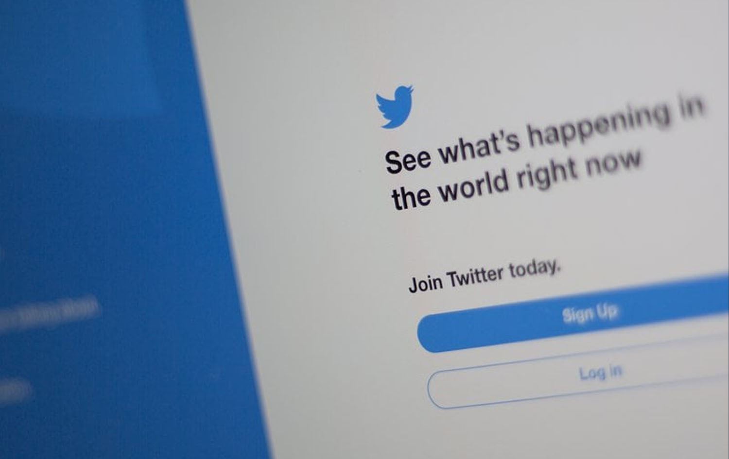 Twitter discloses Turkish court order against restricted content