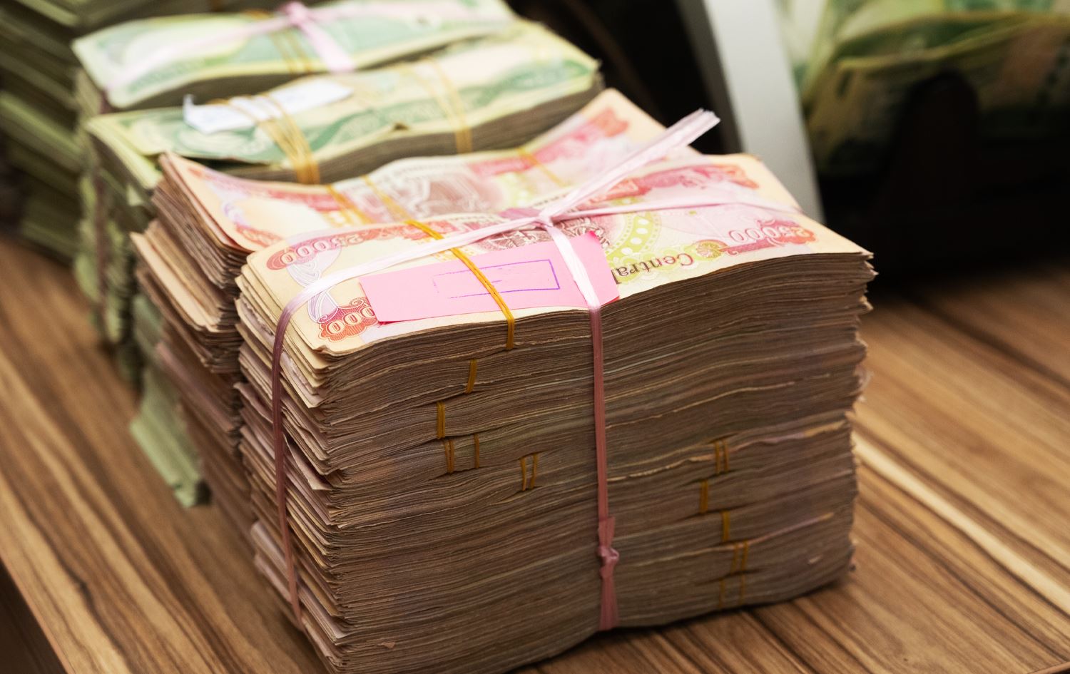 نوێنەرایەتیی حکومەتی هەرێمی کوردستان لە بەغدا: 200 ملیار لە 400 ملیار دینارەکە گەیشت