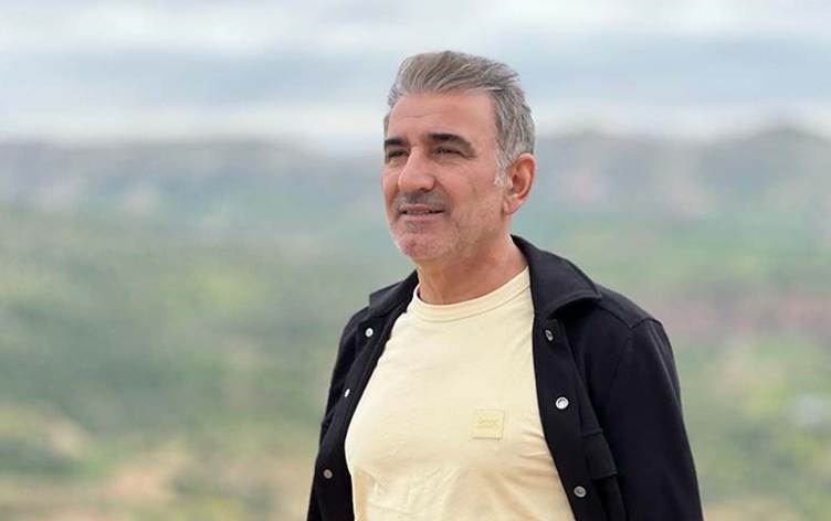 Hesen Şerîf klîpek belav kir û amadekariya derxistina albumekê jî dike