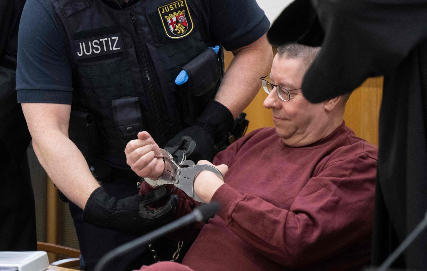 لە ئەڵمانیا پێنج کەس بەتۆمەتی ئەنجامدانی کودەتا دادگاییکران